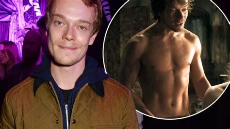 alfie allen naked|Game of Thrones Alfie Allen reveals naked scenes ...